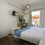 48 By Zante Plaza