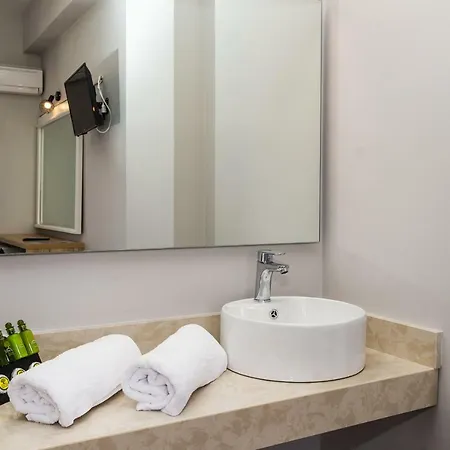 아파트 48 By Zante Plaza