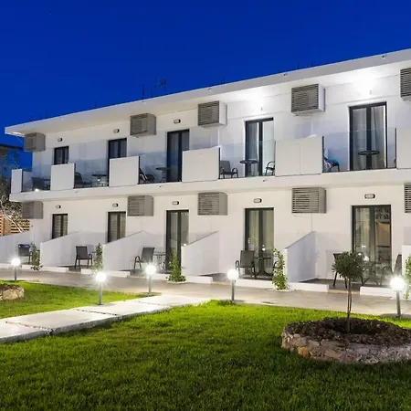 48 By Zante Plaza Apartamento *