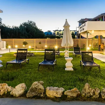 48 By Zante Plaza *