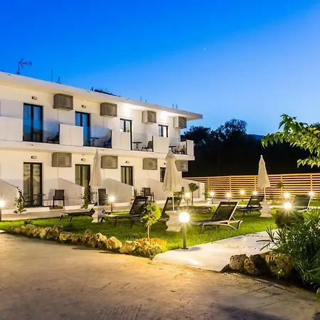 48 By Zante Plaza 아파트