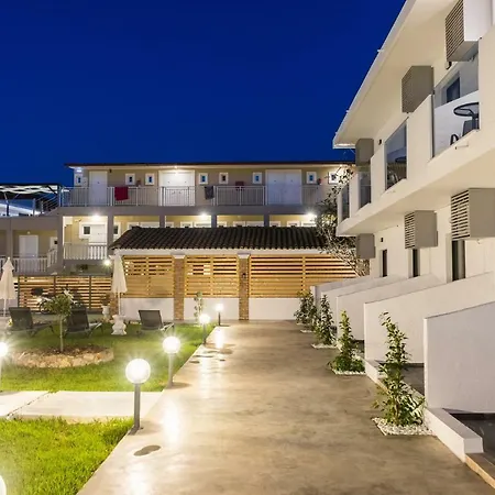 48 By Zante Plaza *