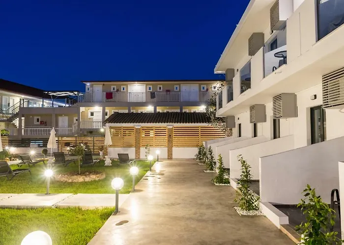 48 By Zante Plaza *