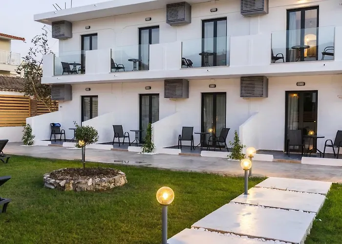 48 By Zante Plaza * Laganas