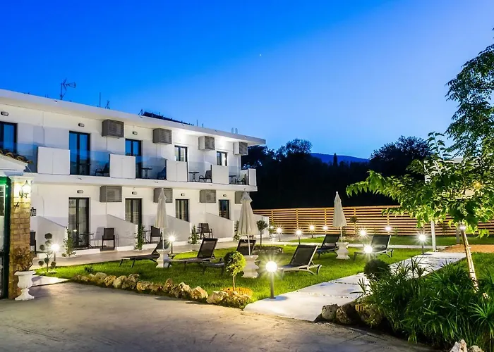 48 By Zante Plaza Apartment *