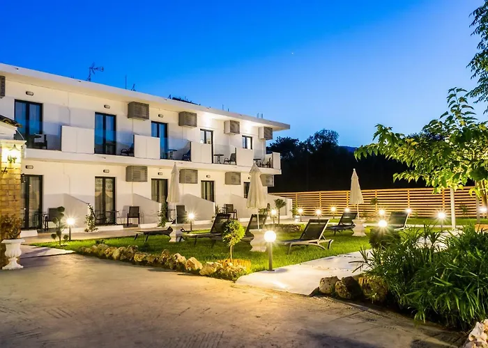 48 By Zante Plaza Apartment